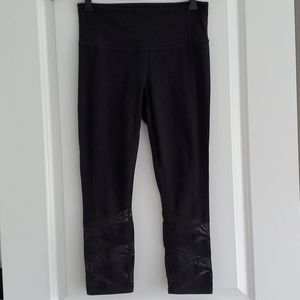 Athleta cropped leggings